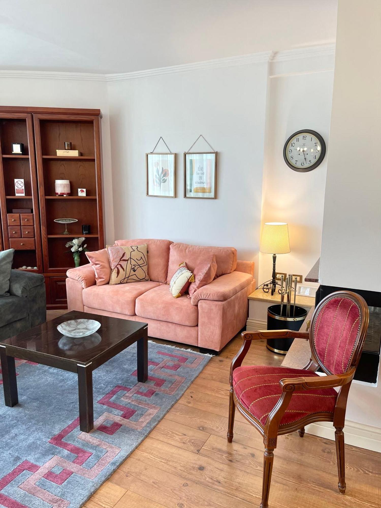 Metro Suites ティラナ 部屋 写真